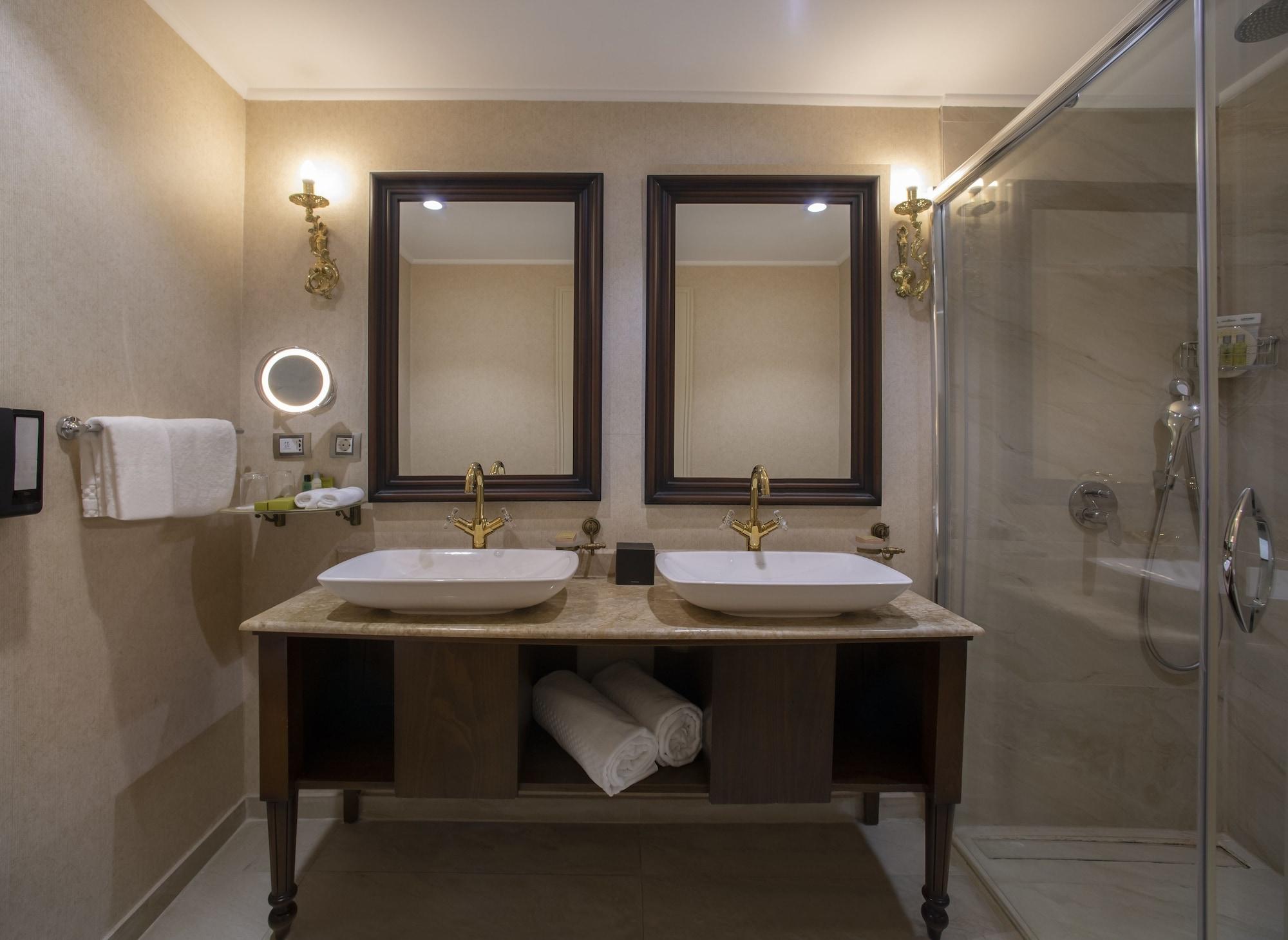 Hotel Doubletree By Hilton Gaziantep Exterior foto