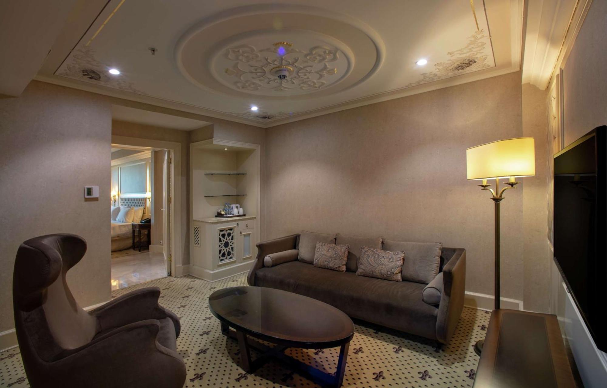 Hotel Doubletree By Hilton Gaziantep Exterior foto